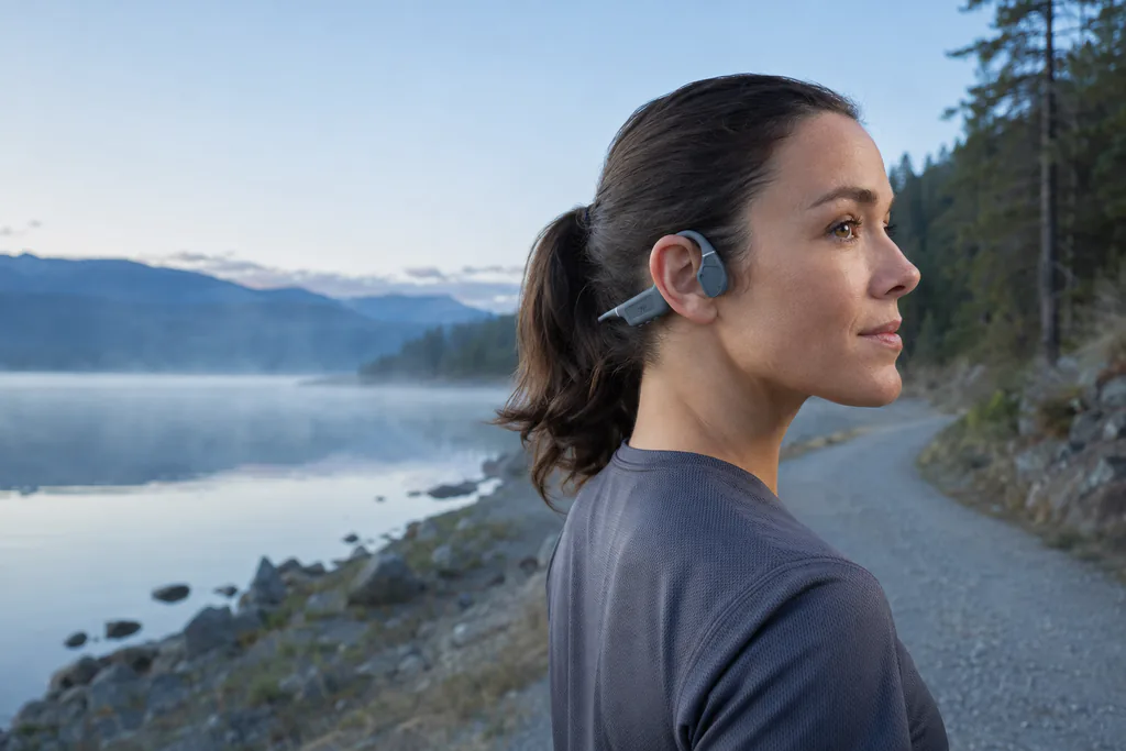 Running beside the water with TY open-ear audio